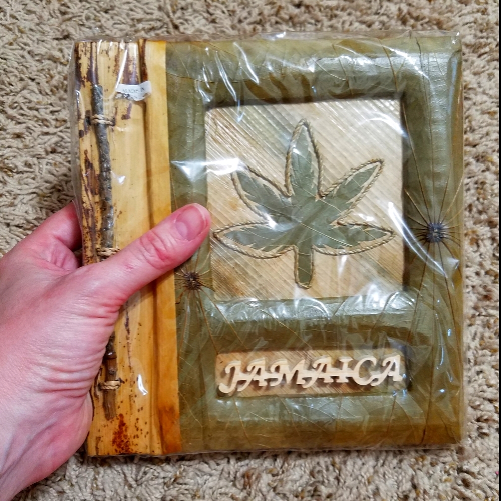 New Nicely Crafted Handmade Photo Album Jamaica